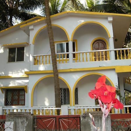 Joe And Marietta'S Guesthouse Calangute Exterior foto
