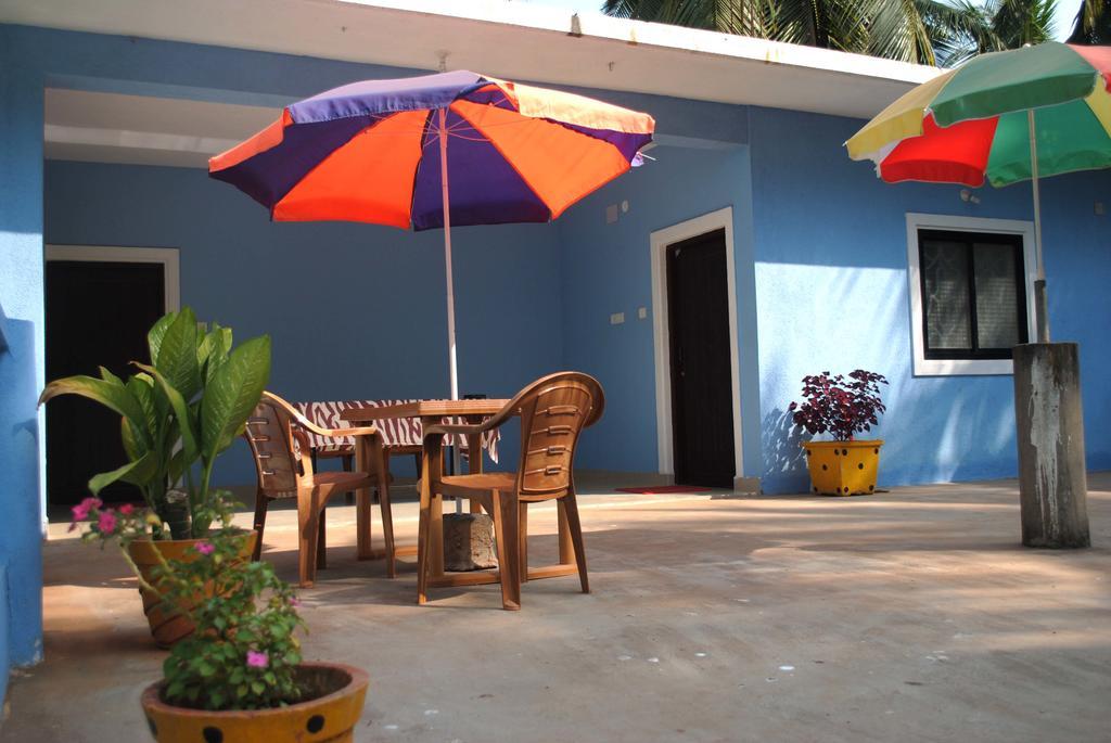 Joe And Marietta'S Guesthouse Calangute Exterior foto