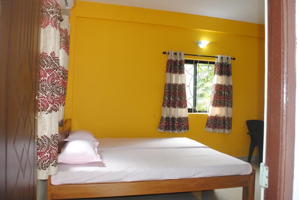 Joe And Marietta'S Guesthouse Calangute Exterior foto
