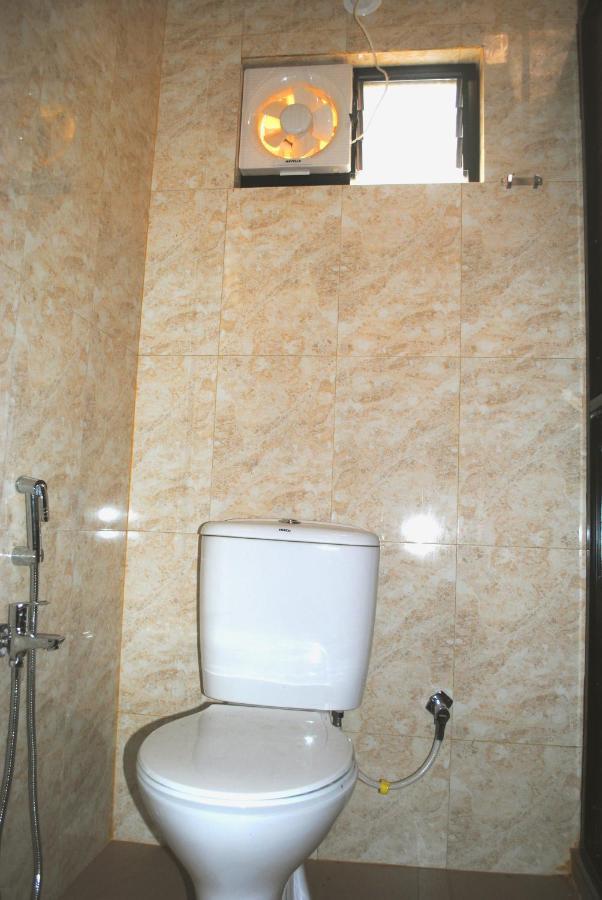 Joe And Marietta'S Guesthouse Calangute Exterior foto