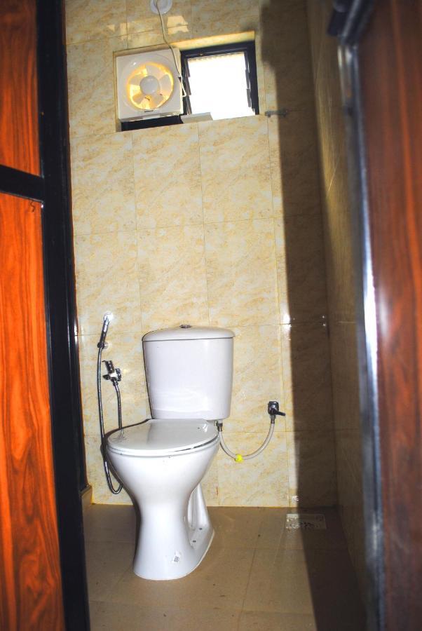 Joe And Marietta'S Guesthouse Calangute Exterior foto